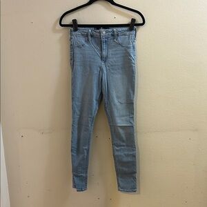 Hollister Women's Light Blue Skinny Jeans